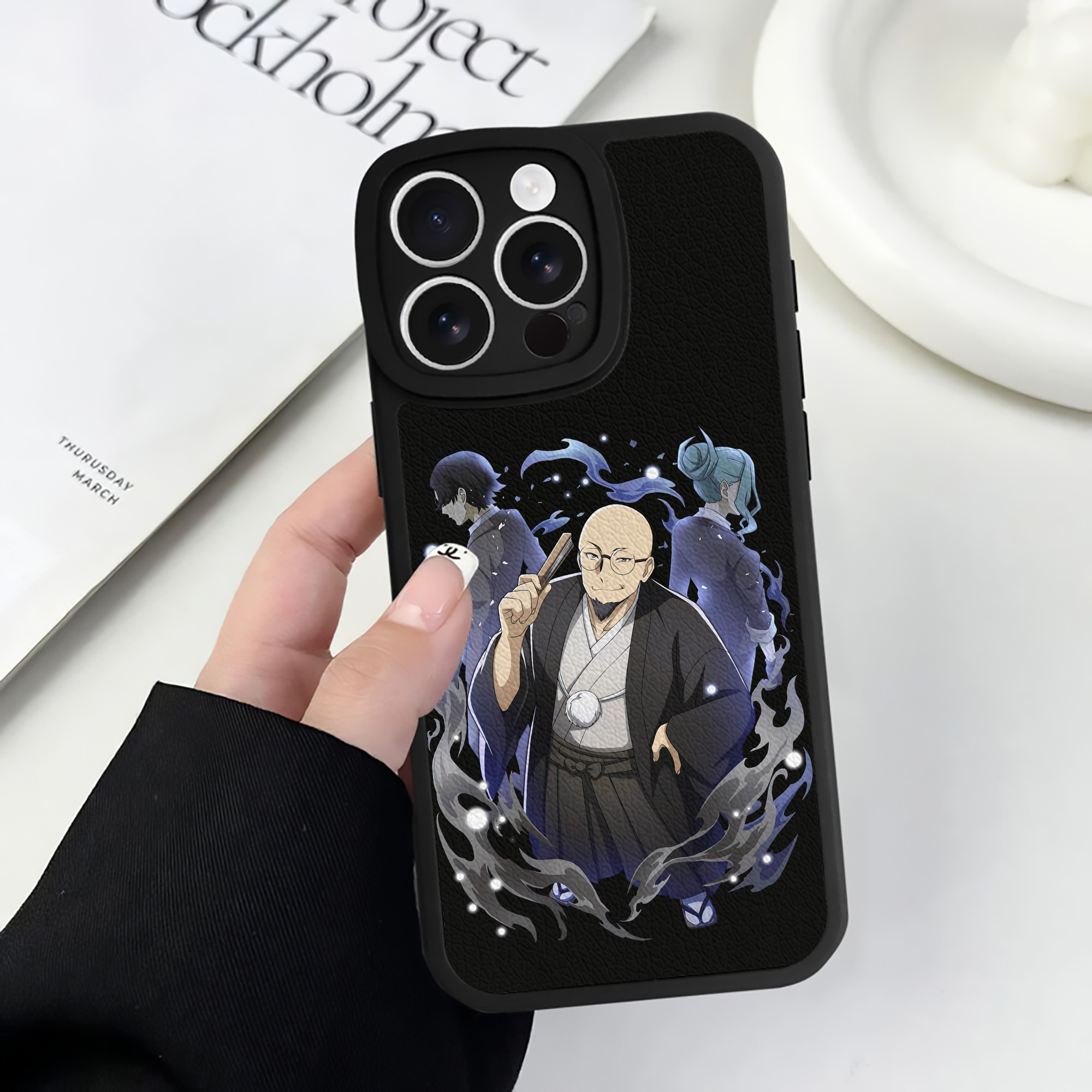 （画像用） 文豪ストレイドッグス Bungo Stray Dogs 【iPhone 16シリーズ対応】シリコンスマホケース（レザー調） 材質：シリコン